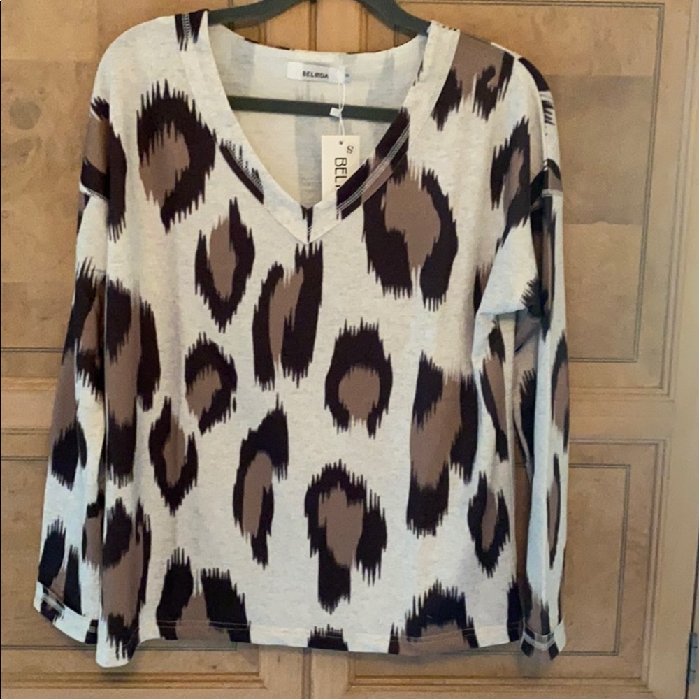 NWT SIZE S TOP